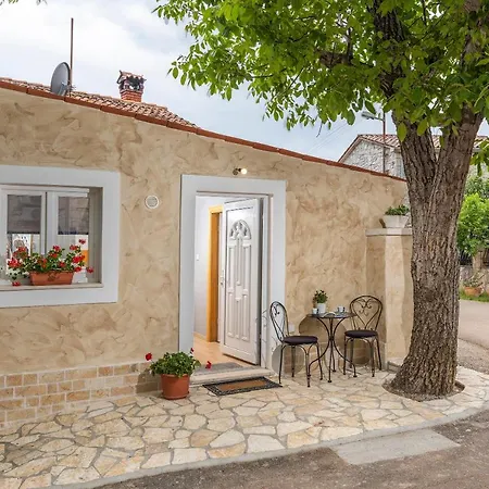 Studio Ivana Porec Exterior photo